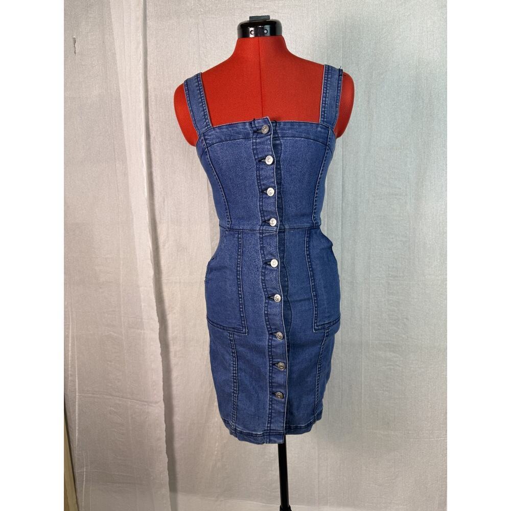 H&M BLUE DENIM MINI DRESS ROSE GOLD BUTTON UP BODYCON SLEEVELESS Y2K SZ 2 C968